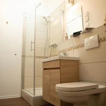 Guest house Einser 3*